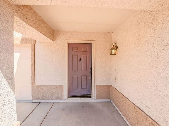 3rd image of 15570 W Gelding Dr