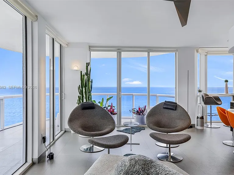 6365 Collins Ave #2301 — Photo 14