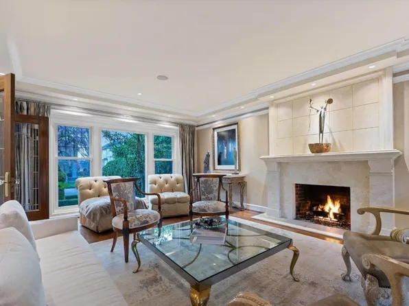 5870 Hudson St, Vancouver, BC V6M 2Z3