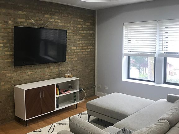 3rd image of 2509 W Ardmore Ave