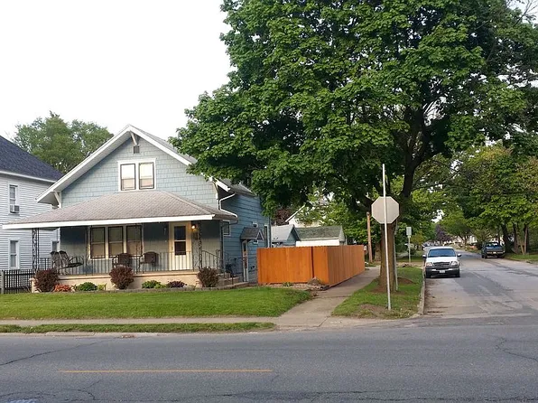 754 S Ironwood Dr, South Bend, IN 46615