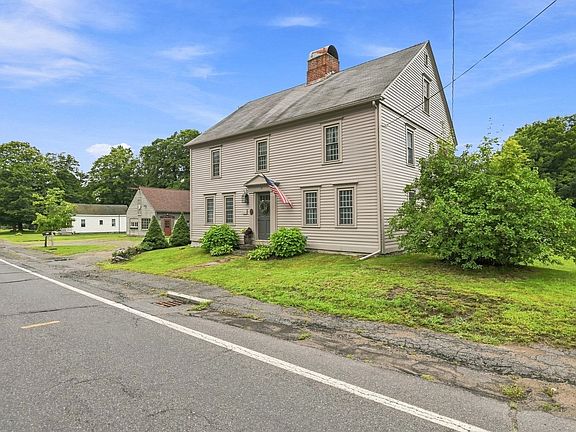 2nd image of 17 Main St