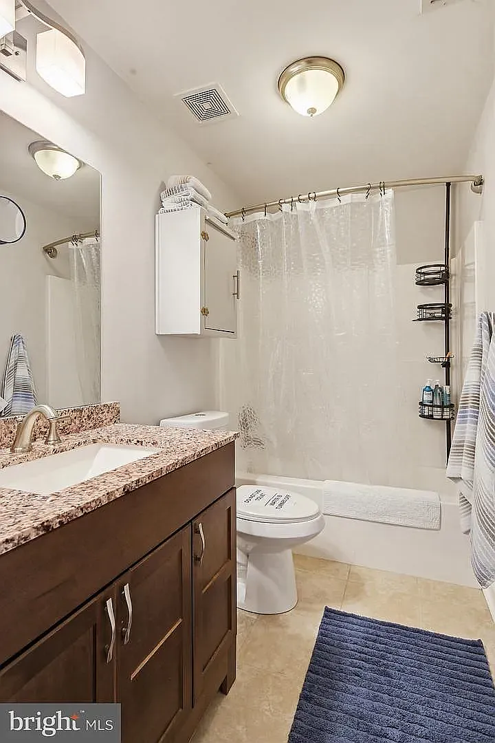 6371 Euclid Ave — Photo 2