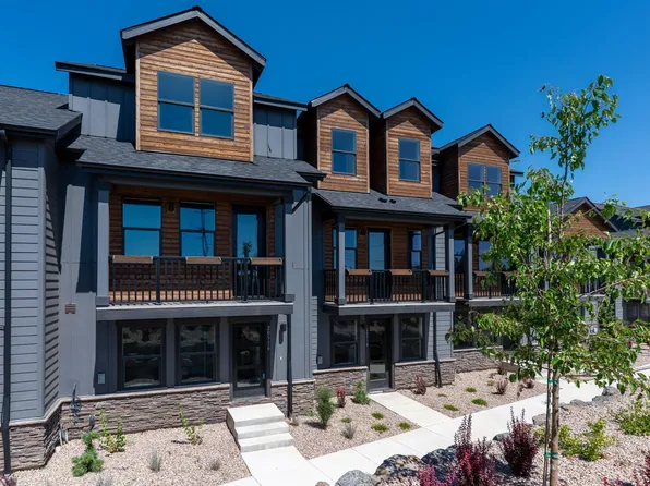 20516 NE Empire Ave, Bend, OR 97701
