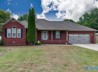 118 Forrest Ln, Meridianville, AL 35759