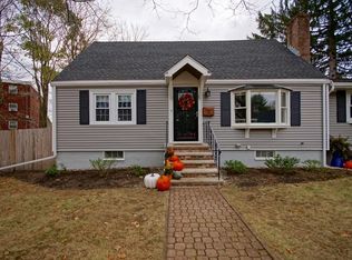 7 Edwin St, Reading, MA 01867