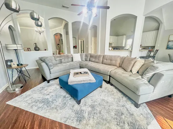 7427 Parkcross Pl, Cypress, TX 77433