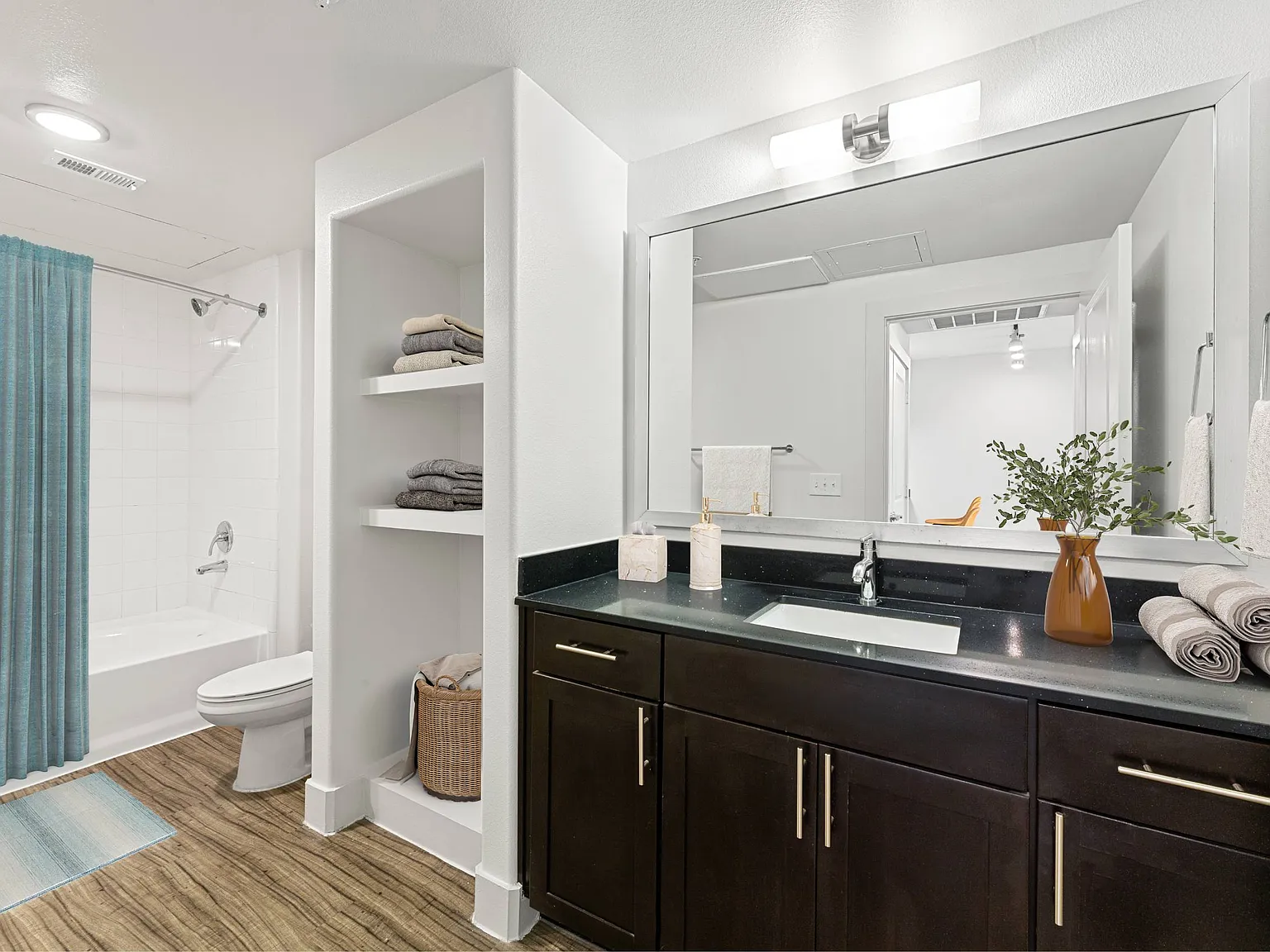 The Standard at Domain — Photo 3