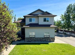 2 N Riverbrook Close W, Lethbridge, AB T1K 7P2