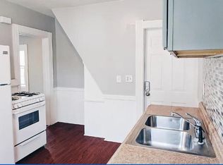 2197 W 32nd St APT 4, Cleveland, OH