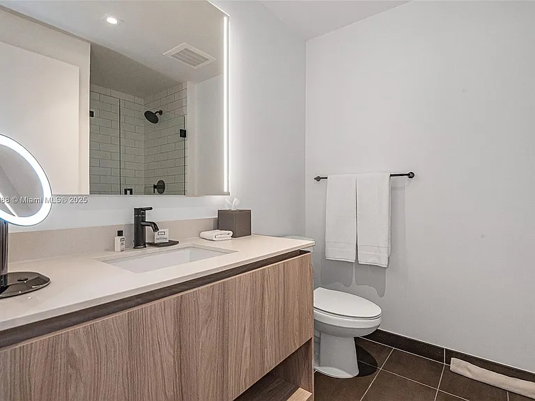 398 NE 5th St #4008 — Photo 21