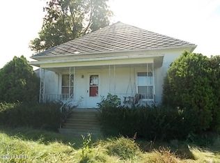 10353 E Ambassador Rd, Mount Vernon, IL 62864