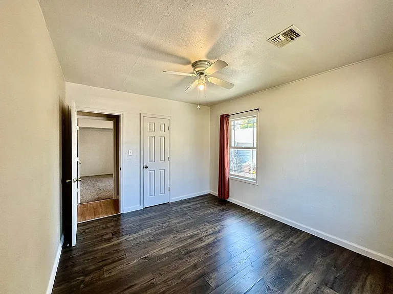 4616 Peck Dr — Photo 19