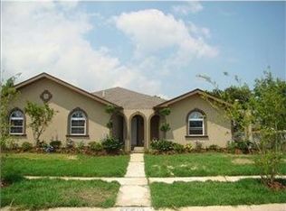 7640 Eastmore Rd, New Orleans, LA 70126