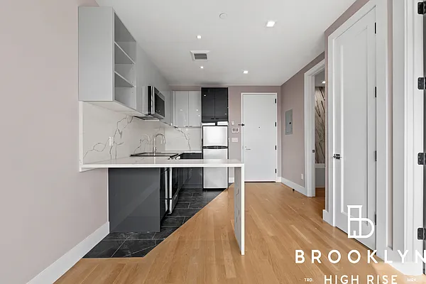Rented by Brooklyn High Rise LLC | media 10