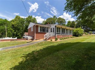 304 W Main St, Jamestown, NC 27282