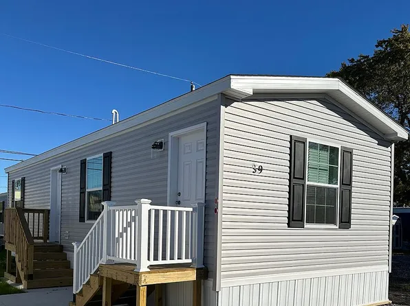 39 Kevin St, Lackawanna, NY 14218