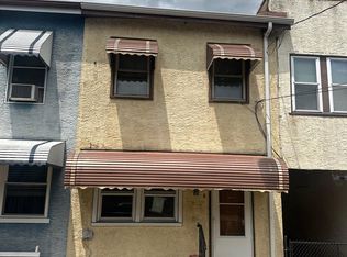 10 W 3rd St, Marcus Hook, PA 19061