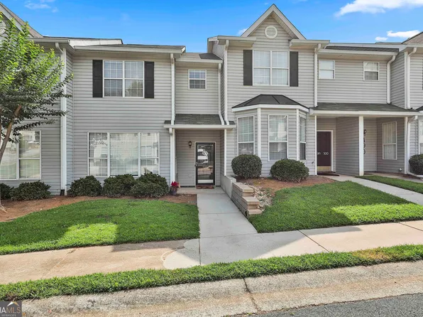 510 Rosewood Ln, Newnan, GA 30263