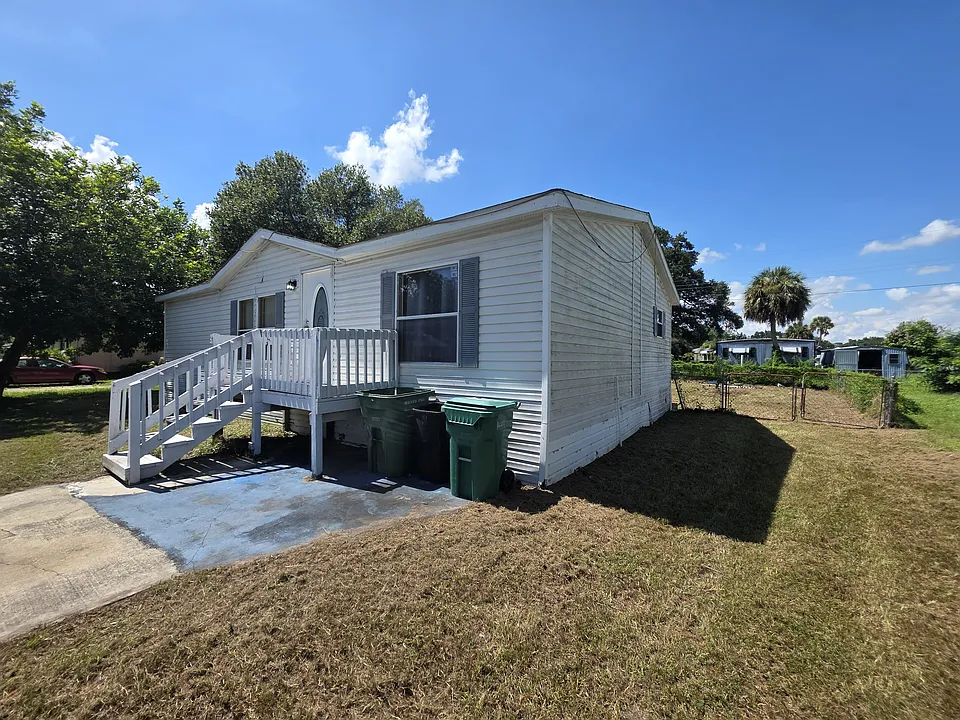 348 Pandora Ave