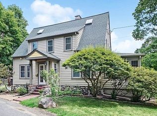 15 Buxton Ln, Waltham, MA 02451