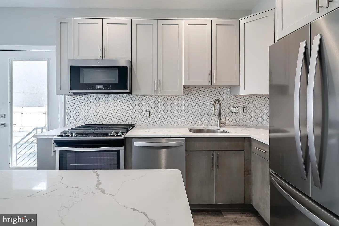 3 bed, 1500 sqft, $2,900 — Photo 1