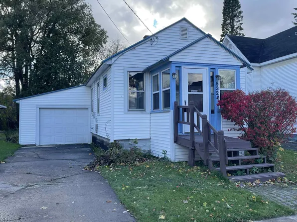 532 Cedar St, Sault Sainte Marie, MI 49783