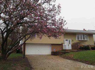 6416 N Imperial Dr, Peoria, IL 61614