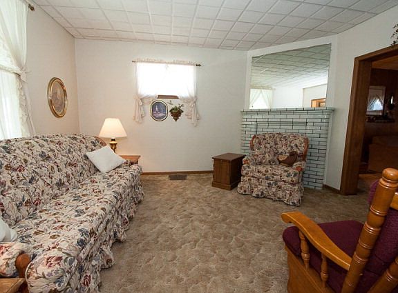 3rd image of 1219 Kinneys Ln
