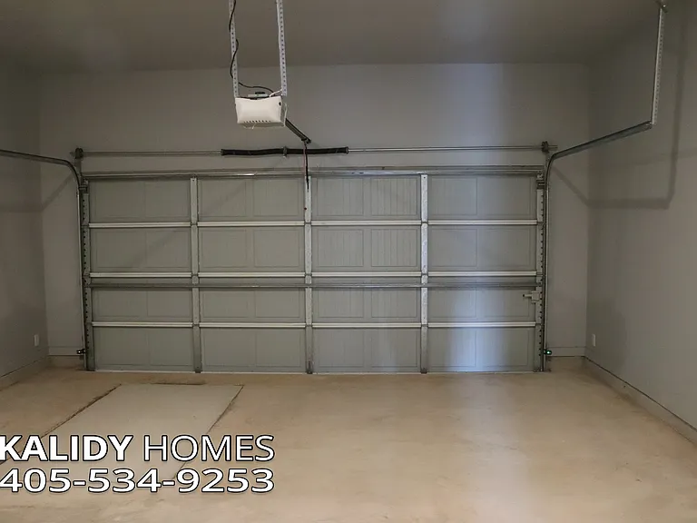 420 Remington Ave — Photo 21