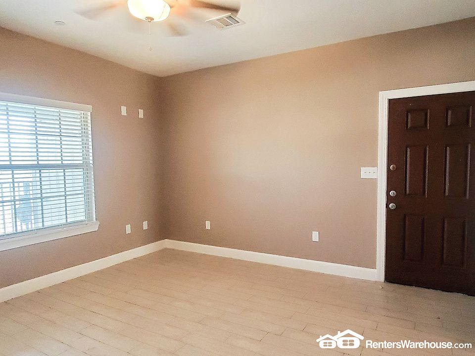 1st image of 1820 Jacquelyn Dr Unit 206