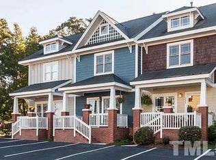 1047 Mica Lamp Ct, Apex, NC 27502