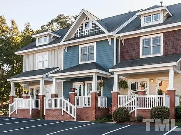 1047 Mica Lamp Ct, Apex, NC 27502