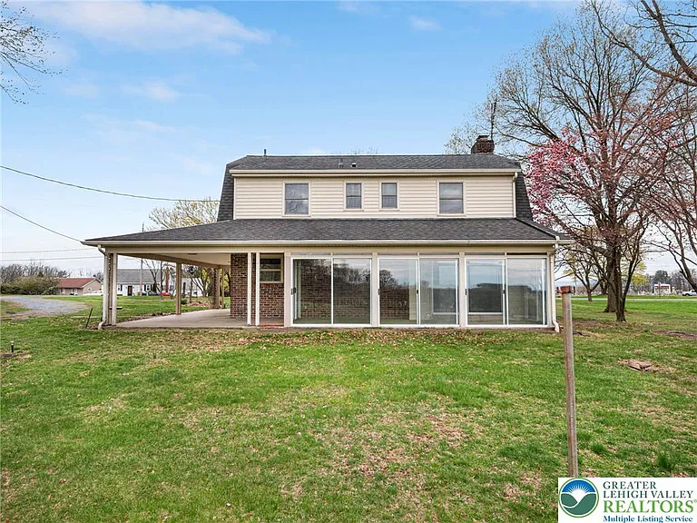 301 Ontelaunee Dr — Photo 9