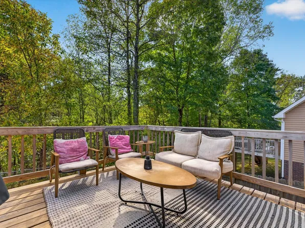 1008 Ishee Dr, Clarksville, TN 37042