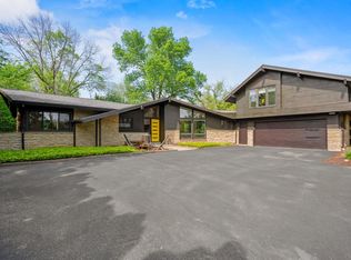 1120 E Brown Deer Rd, Bayside, WI 53217