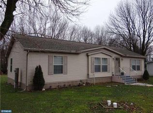 5572 Umbletown Rd, Gap, PA 17527