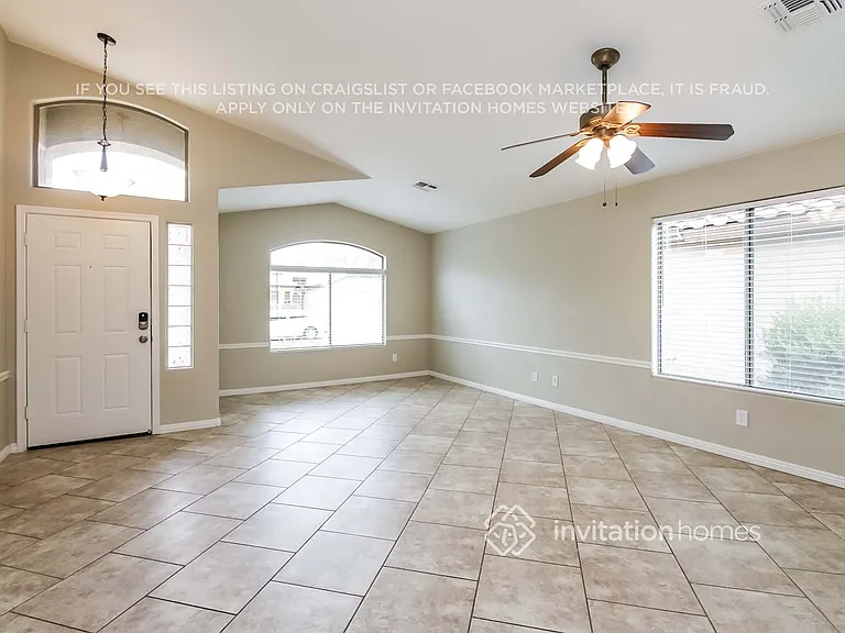 29821 N Broken Shale Dr — Photo 3