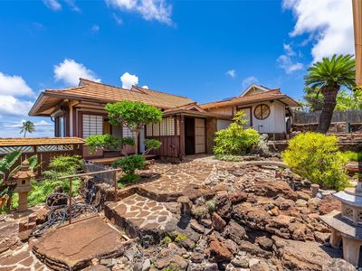 748 Ocean View Dr, Honolulu, HI, 96816