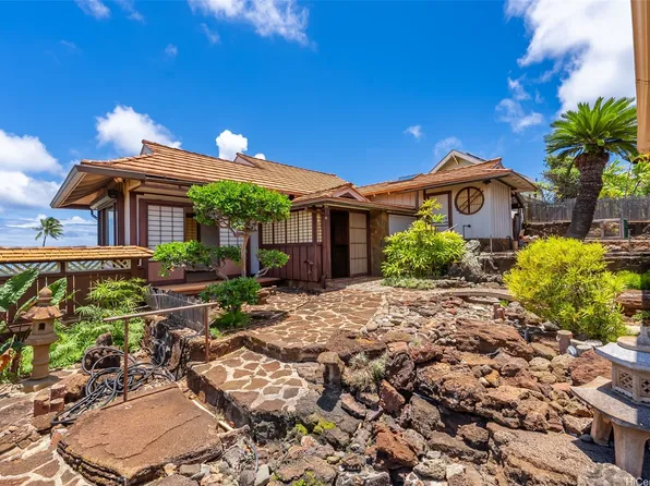 748 Ocean View Dr, Honolulu, HI 96816