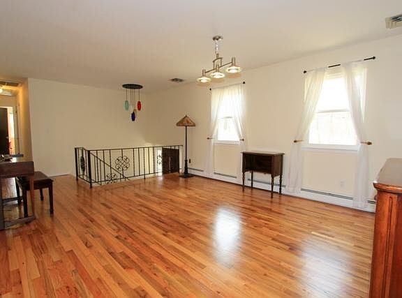 3rd image of 2604 Gregory St