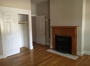 327 Garrard St APT 1, Covington, KY 41011