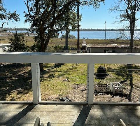 3rd image of 311 Pitts Bayshore Dr #2