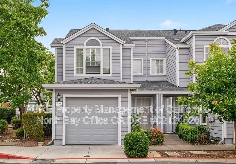 520 Laurel Grove Cir — Photo 1