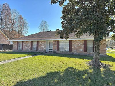 1005 E Palmview St, Gonzales, LA, 70737