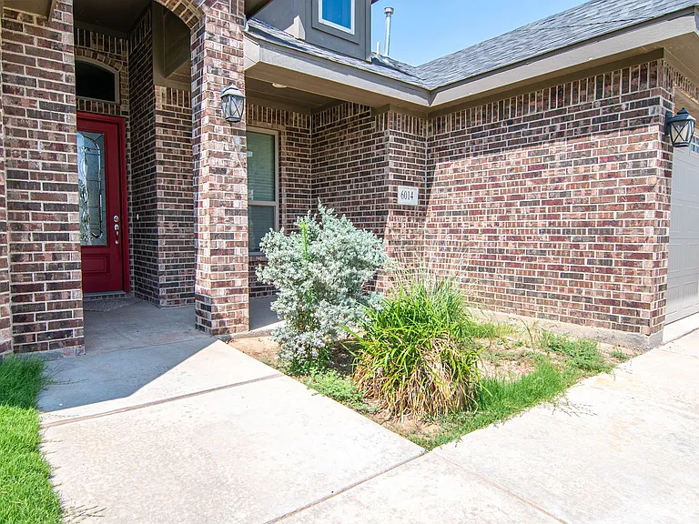 6014 Sunrise Way — Photo 2