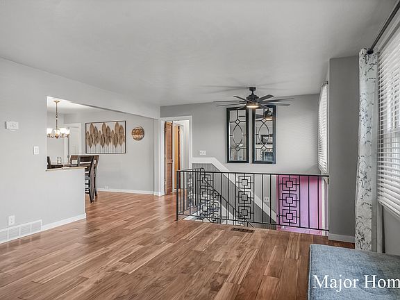5th image of 2747 Frederick Ave NW