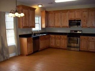 924 Isabella St, Sulphur, LA 70663