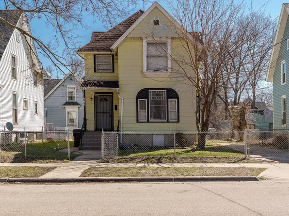 725 N Horsman St, Rockford, IL 61101