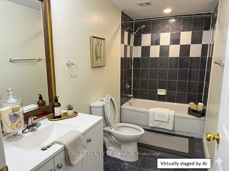 8 Hearthstone Cres #BASEMENT — Photo 17